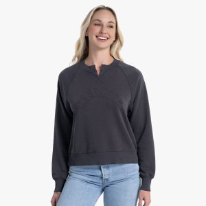 Women's Fit Cross Guitars Willow Washed Longsleeve Tee in Carbon Grey